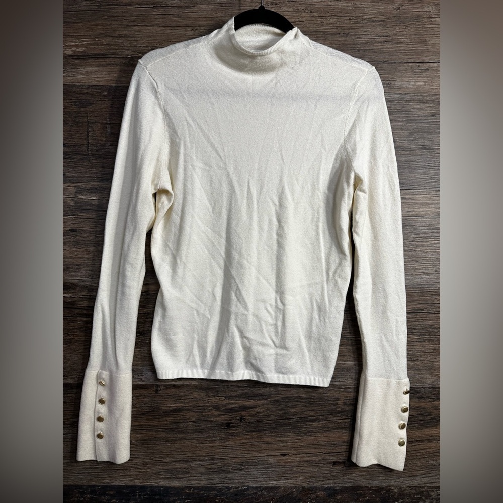 Abercrombie & Fitch Cream Long Sleeve Sweater